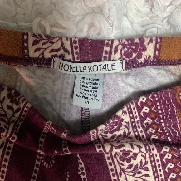 Novella Royale Janis bells - Picture 3 of 4